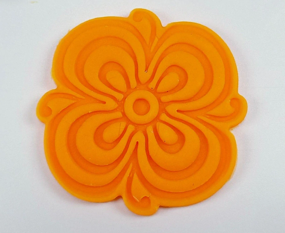 Razidlo Květ ornament s vykrajovátkem